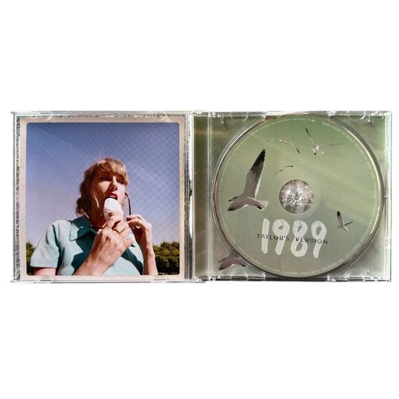 Taylor Swift – 1989 (Taylor’s Version) CD | Aquamarine Green Edition (2023) - Picture 3 of 5